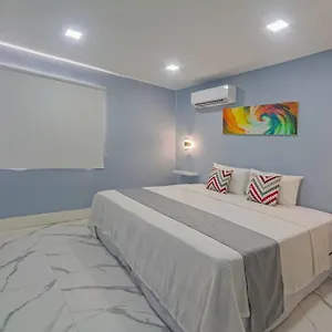 Playa Del Nino And Ferry Isla Mujeres 15 Minutes! Cancun