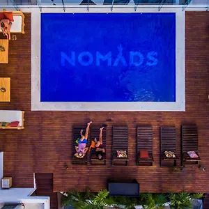 Nomads & Rooftop Pool Канкун